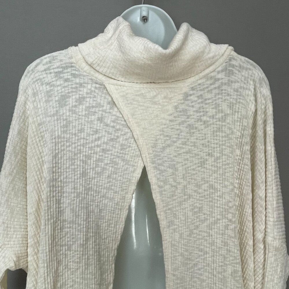 Free People Beach Sweater World Traveler Split Back Dolman Fitted Sleeves XS Top - Picture 7 of 11